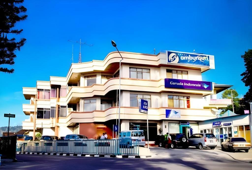 Ambun Suri Hotel Букитинги Екстериор снимка