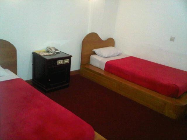 Ambun Suri Hotel Букитинги Стая снимка
